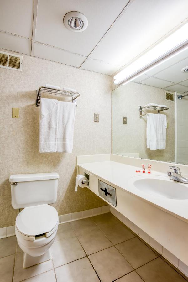 Oyo Hotel Tulsa I-44 Midtown Luaran gambar