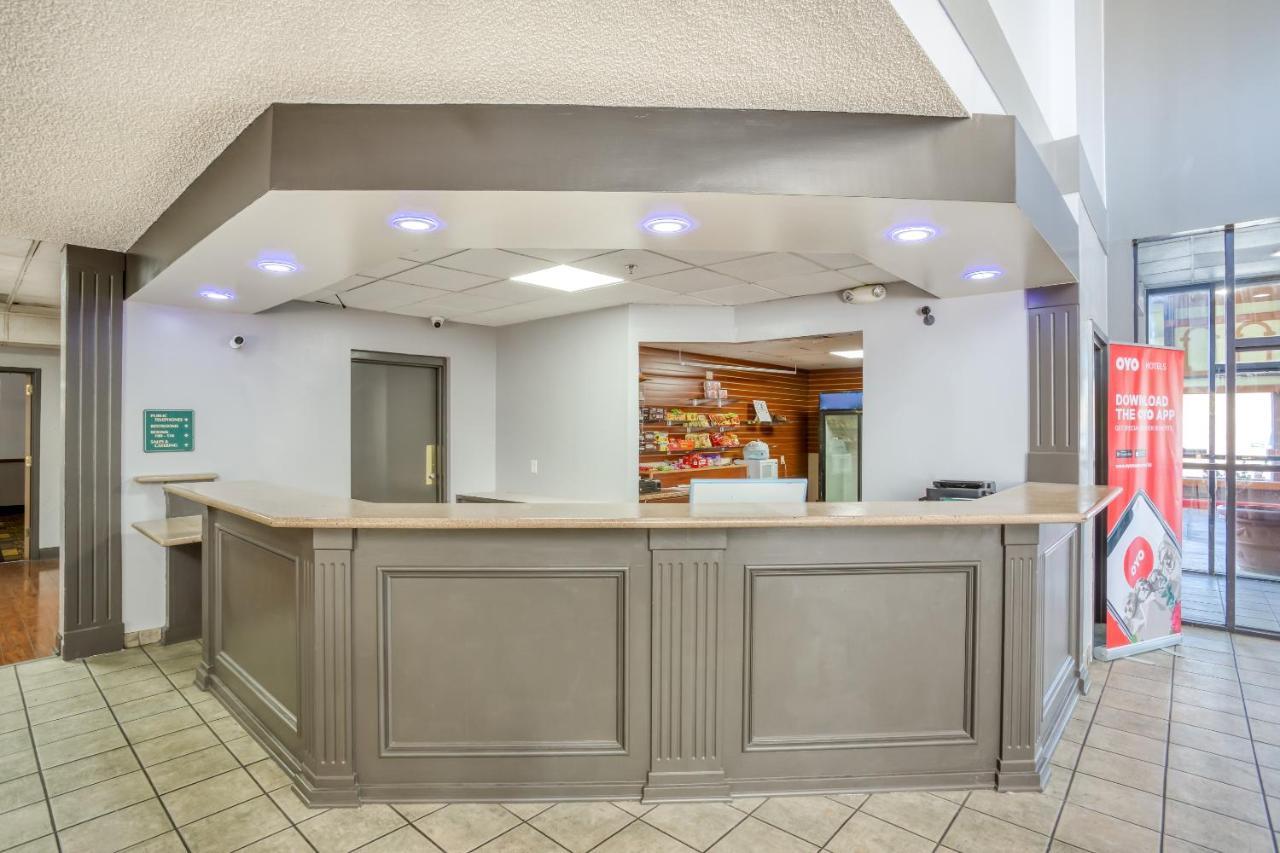 Oyo Hotel Tulsa I-44 Midtown Luaran gambar